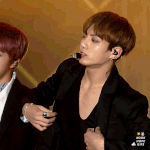 [방탄소년단] <b>살짝</b>
