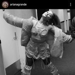 [이것좀봐줘] 또 <b>아리아</b>나 따라한 예리. 이젠 본인의 스타일좀 찾길...