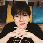[백현] 밥<b>먹자</b>