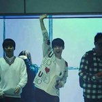 [EXO] <b>니</b>가 나를 볼때