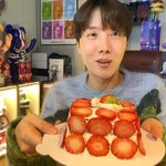 [방탄소년단] 오늘 정제홉 <b>케익</b> 여기꺼래
