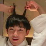 [시에미즈] 나 엑소 방탄 엔시티 다 덕질해봤는데