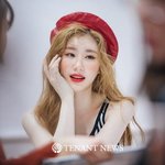 [모두드루와] <b>보정</b>해서 아예 다른 사람 만드는거 좀 무례한거 같아