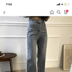 바지 뭐가 더 핏 이쁨 ??