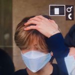 [NCT즌] 지성 한쪽은 마크가 준 <b>팔찌</b> 한쪽은 드림 우정<b>반지</b>