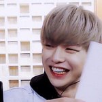 강다니엘 넘 귀여워