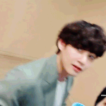 오늘 브이앱 <b>뷔</b>
