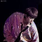 석진이 어깨