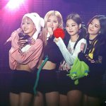 블핑 블랙핑크 <b>리사</b> 로제 제니 지수