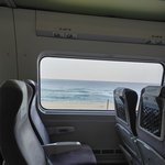 나 짐 정동진역 바다 파도 보인다