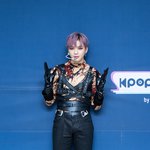 [강다니엘] 강다니엘 인기가요 와일드 바디 의상