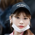 그 저번에 톡선에 <b>에어</b>팟으로 얼굴크기 보는거 있자늠