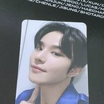 [댓글부탁해] 이거 정우 포카 <b>시세</b>얼마야?