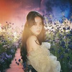 정원에서 차 마실듯한 <b>품격</b> 女돌