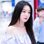 아이린은 <b>핑크색</b>이 제일 잘어울려