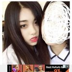 <b>위아래</b> 둘 다 같은사람이야???