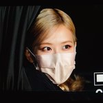 <b>로제</b> 머리색 뭐같아?