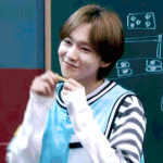 내 <b>최애들</b> 다 머리길러야 하는 사람들임