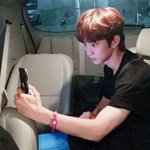 [더보이즈] 지<b>창민</b>씨 팔뚝을 제법 사랑함