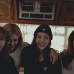 블랙핑크 제니 지수 로제 <b>리사</b>