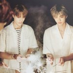 [무한분열] 대체 <b>불꽃</b>놀이를 왜 이렇게 심각하게 함