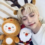 팬들이 <b>필릭스</b> 주근깨 보고
