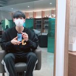 거울셀카 조카 특이하게 찍는 아이돌