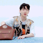 백현이 왜자꾸 계속 귀여워지지