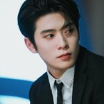 [NCT즌] 정재현 <b>슈트</b> 개찰떡