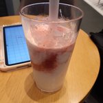 [이것좀봐줘] 투썸 자주 가는 분들... 이거 레귤러야 <b>라지</b>야?