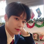 킹덤에서 이주연이랑 <b>박성화</b>