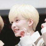 [세븐틴] <b>윤정한</b> 졸라 잘생겼다 ㄹㅇ