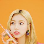 강혜원 무대보단 화보 <b>체질</b>이네
