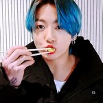 파란정국<b>토끼</b> 먹방 볼 사람