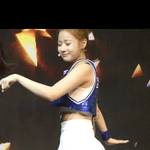 현주 에이프릴 활동 마지막 무대(댓글에서 마지막이 아니래요 죄송합니다...