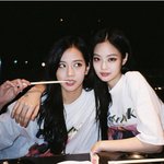 <b>지수</b> <b>제니</b> 와..