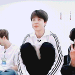 [방탄소년단] <b>심장</b> 잡고 들어와봐