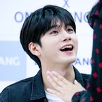 설레는 <b>눈빛</b> 보유한 오빠들