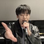[시즈니] <b>한송이</b>를 더 보내는 도잉님❤️