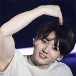 멋쟁이에 <b>귀염</b> 뽀짝한 남돌