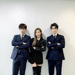 민<b>나현</b> 수트 ㄷㄷㄷㄷ