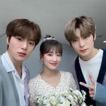 <b>민혁</b> 재현 나은 사진 봐