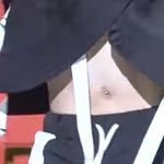 [NCT즌] 유타 <b>배꼽</b>피어싱했었냐