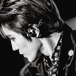 첫인상부터 <b>뇌리</b>에 박히는 아이돌