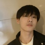 <b>윈윈</b> 인스타 피드에 뜰때마다