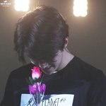 세훈 왜 이렇게 웃냐