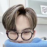 [트레저] 얘드라..이안경 <b>어디</b>거일까