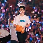 [BTOB] 식이 <b>부대</b>안에서라도 생일축하 받았으면