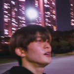재현이 저랑 밤<b>산책</b> 나왔어요