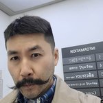 아니 얘들아 입꼬리 수술 원래 이렇게 <b>부자연</b>스럽냐??